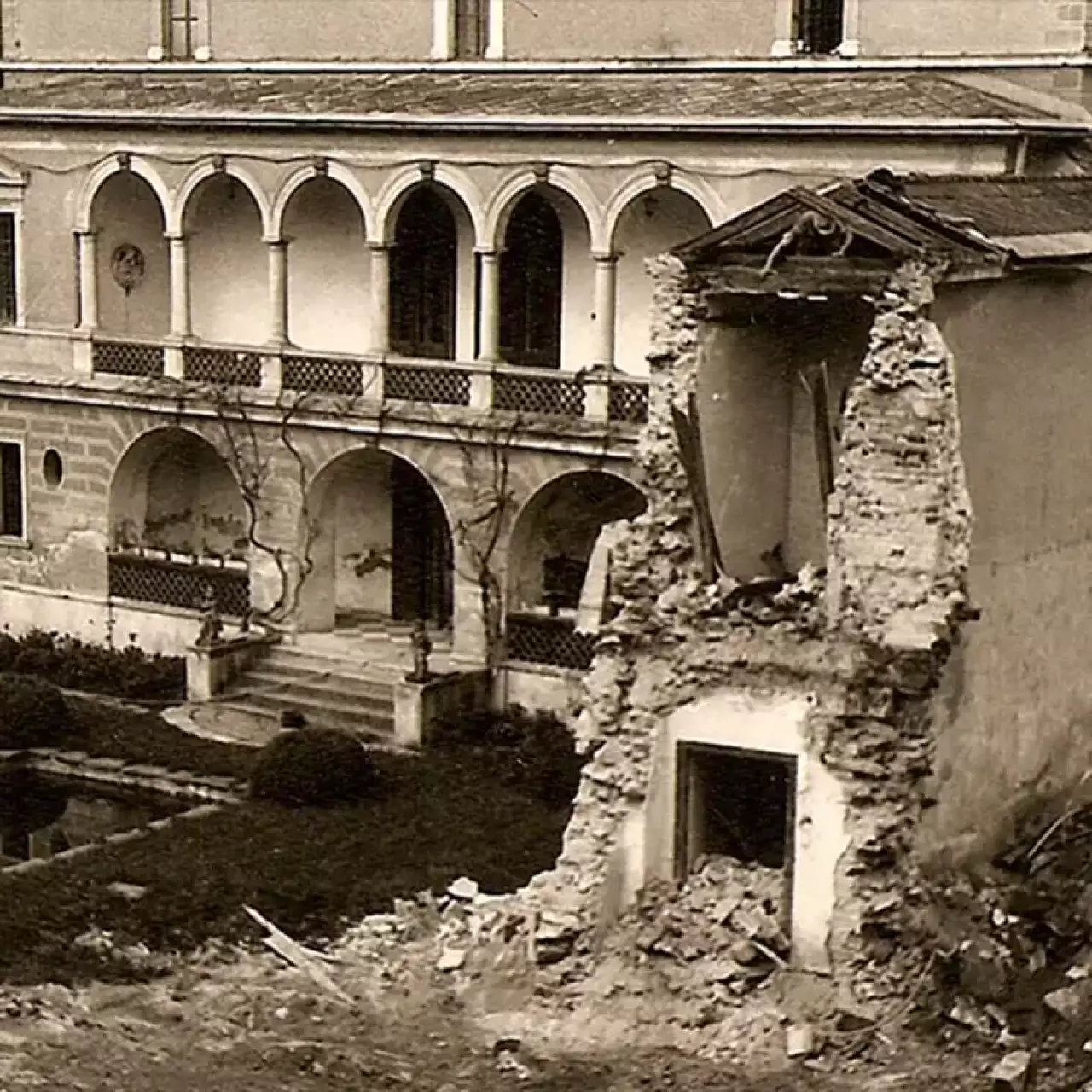 Das Bild zeigt das abgerissene Gebäude Schloss Krastowitz